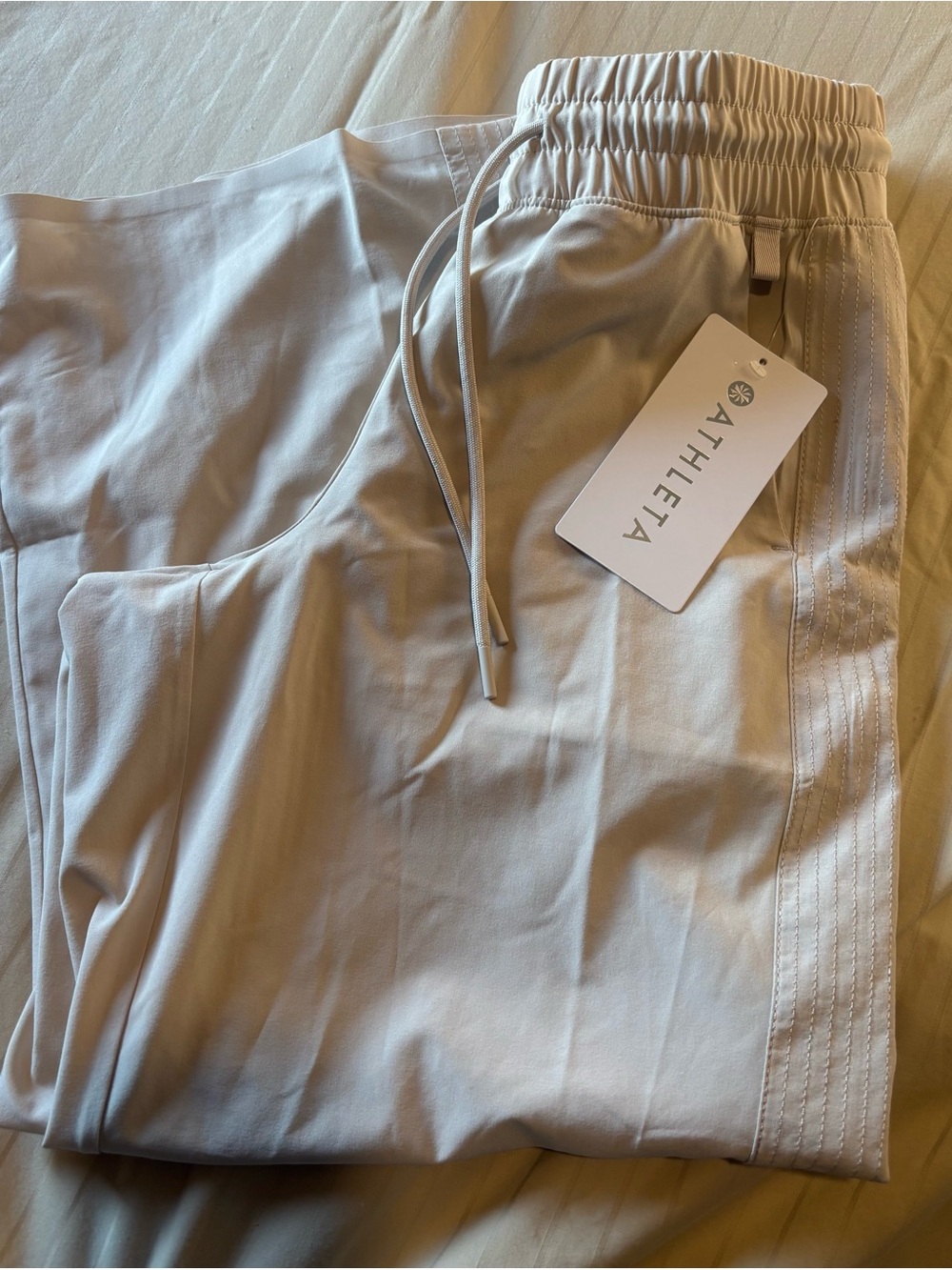 Athleta Cream Drawstring Performance Joggers